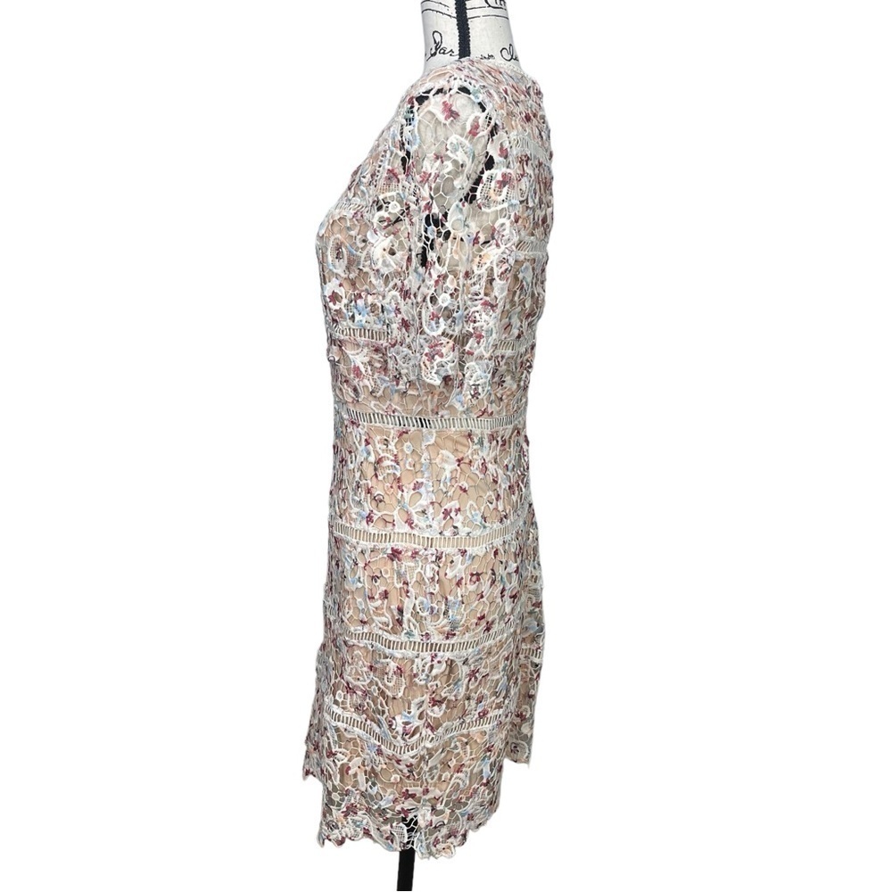 Fab’rik Lace Crochet Overlay Floral Zip Back Mini Dress Size M White Tan Red - Picture 7 of 13